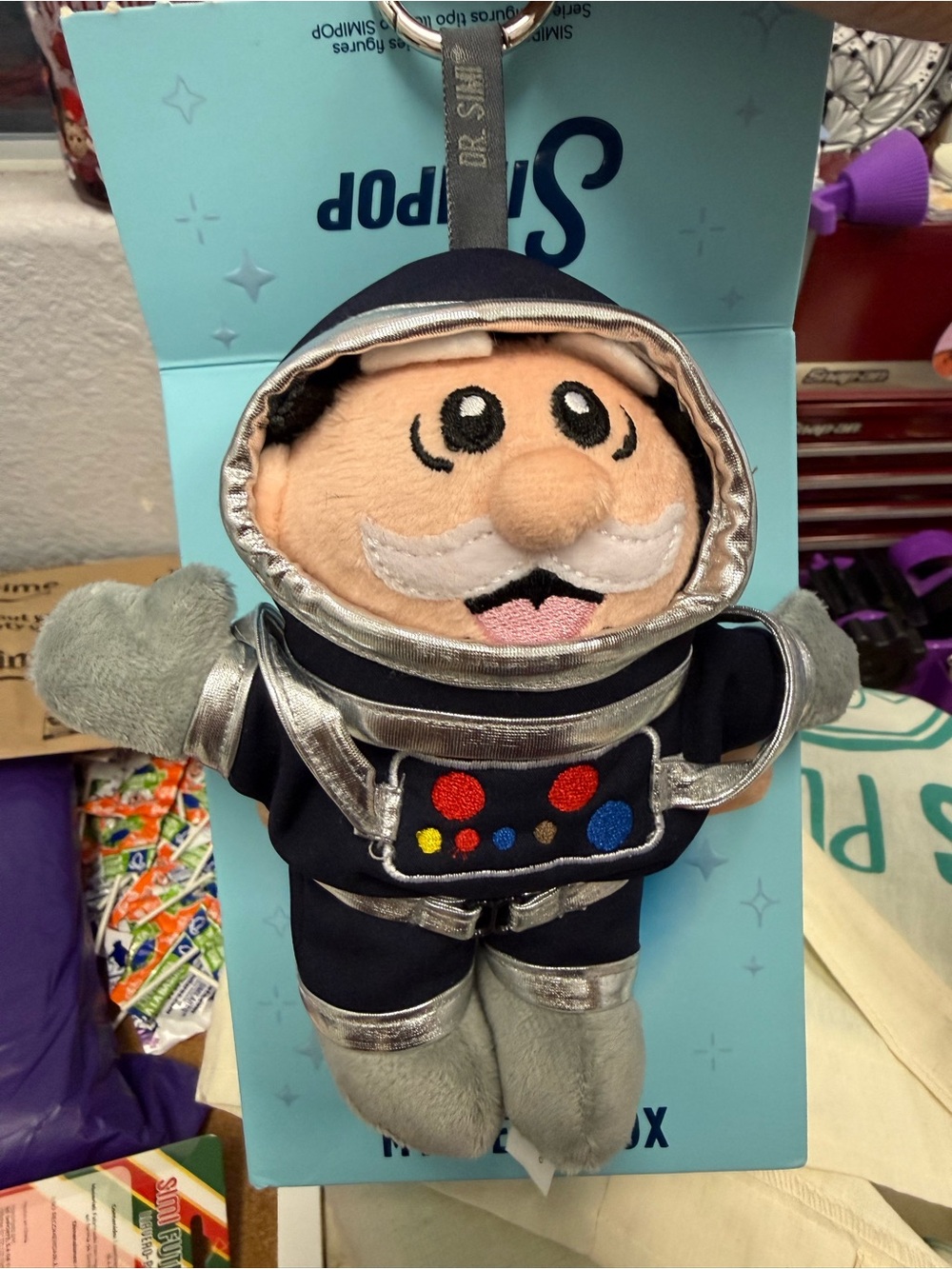 Dr Simi mystery box - Astronaut